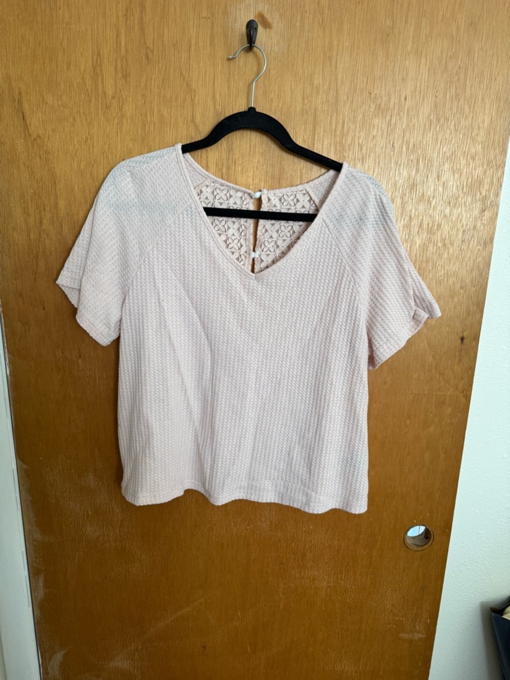 SHEIN Blush Pink V-Neck Lace-Back Short Sleeve Top
